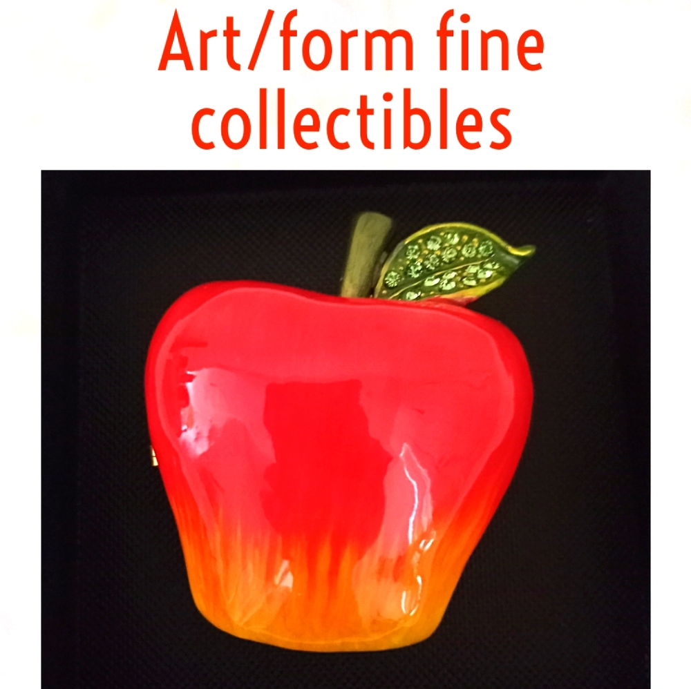 Trinket box collectible